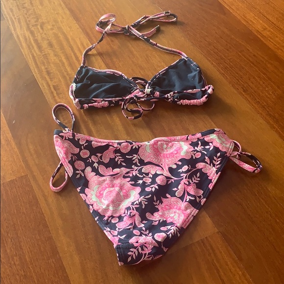 String Paisley Bikini - Picture 2 of 2